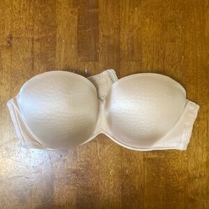 Cacique 38DD strapless bra